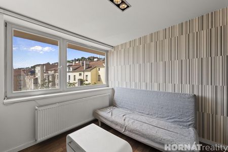 Pronájem bytu 2+kk 47 m² - Fotografie 3