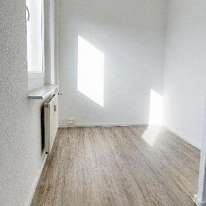 1 Zimmer, frisch saniert, Aufzug - Photo 1