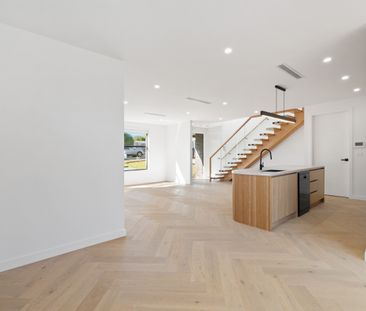 1/3 Munro Street - Photo 2