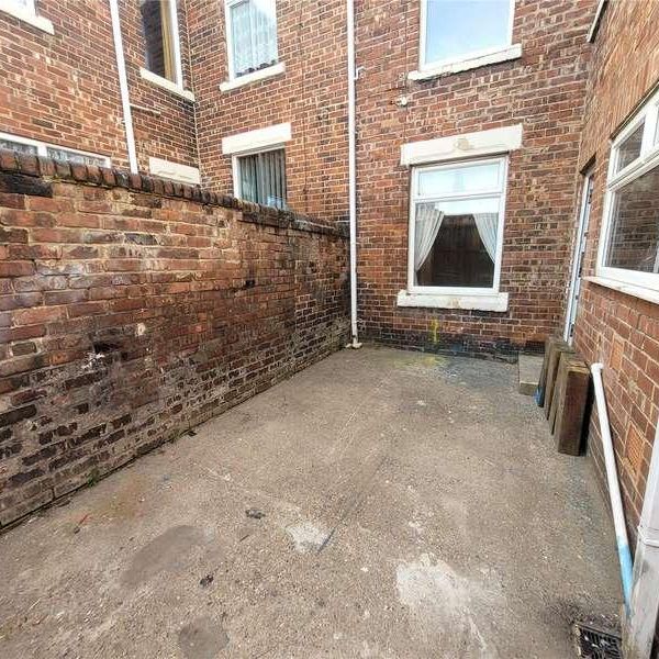 South Terrace, Horden, SR8 - Photo 1