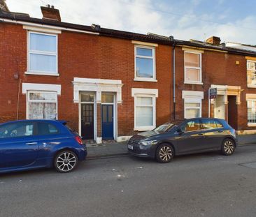 3 bedroom terraced house to rent - Photo 4