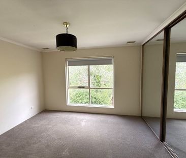 Cosy 2 Bedroom Townhouse - Parkville - Photo 2