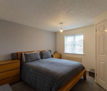 2 bedroom semi-detached house to rent - Photo 4