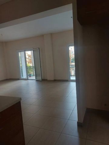 Διαμέρισμα για ενοικίαση Κέντρο (Παλαιό Φάληρο) - Photo 2