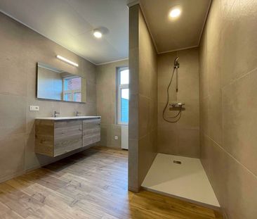 Instapklare woning met 3 slaapkamers en garage nabij het centrum va... - Foto 2