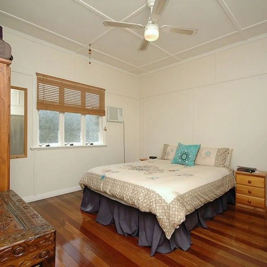 281 Chatsworth Road, Coorparoo. - Photo 1