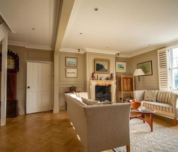 4 bedroom detached house to rent - Photo 2