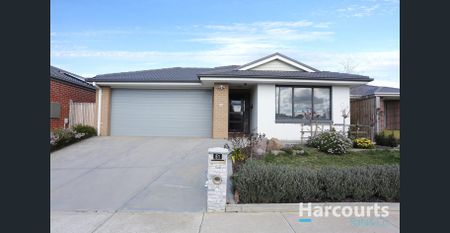 Stunning 4-Bedroom Home in Doreen - Photo 2