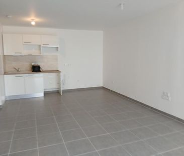SANS FRAIS D'AGENCE - APPARTEMENT T2- LA ROCHELLE - Photo 1