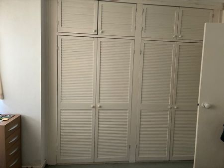 1 Bed Flat, Philbeach Gardens, SW5 - Photo 4