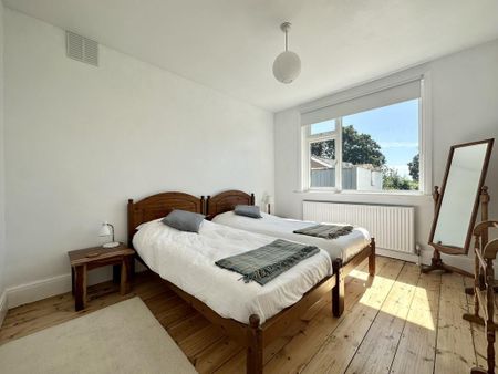 3 bedroom detached bungalow to rent - Photo 5