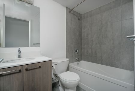 For Lease - 7439 Kingston Road Unit# 218, Toronto, Ontario - Photo 3