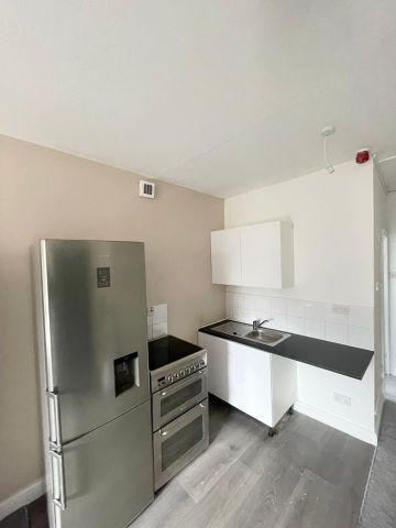 Studio Flat, Middleborough Road, CV1 - Photo 4