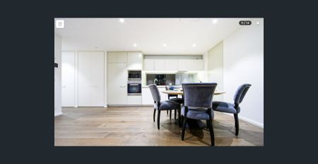 Modern Furnished Two-Bedroom Apartment in Darling Square - Photo 3