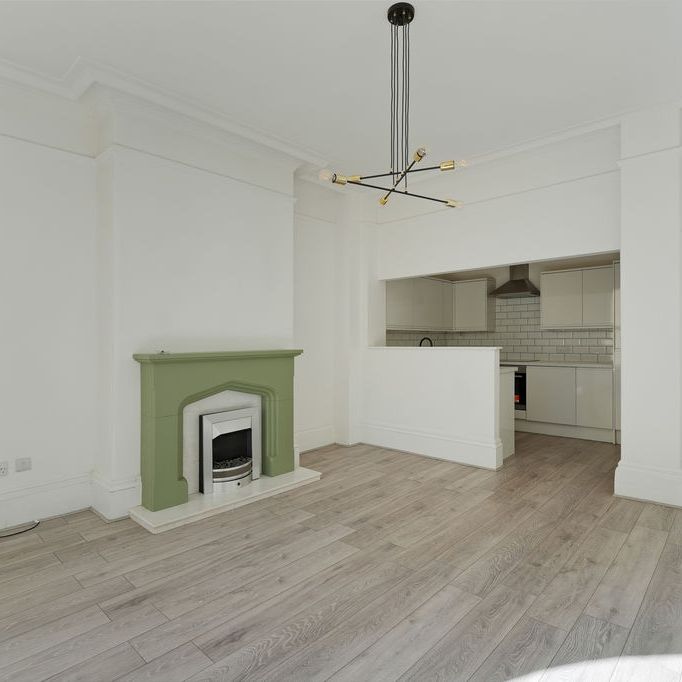 Ranmoor Road, Sheffield - Photo 1