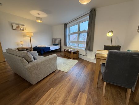 Studio Flat, Akenside Road, NW3 - Photo 5