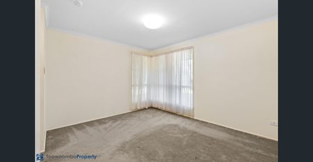 This impeccably presented Rangeville home is sure to impress! - Photo 3