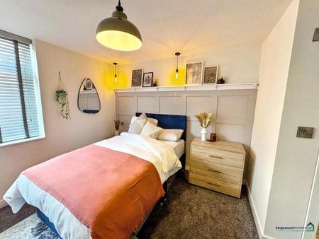 1 bedroom in a house share to rent - Photo 4