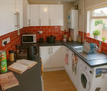 3 bedroom terraced house to rent - Photo 2