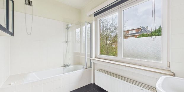Woning te huur in Sint-Pieters-Woluwe voor € 2.400 met 4 slaapkamers - Photo 1