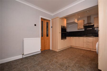 18, Penrith Grove, Leeds, West Yorkshire, LS12 4LY - Photo 5