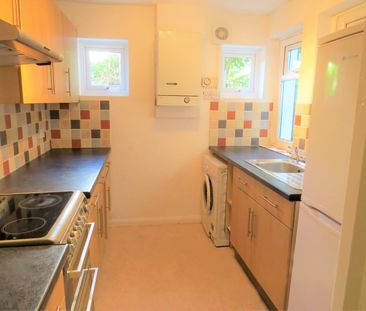 Room in a Shared House, Blaker Street, BN2 - Photo 4