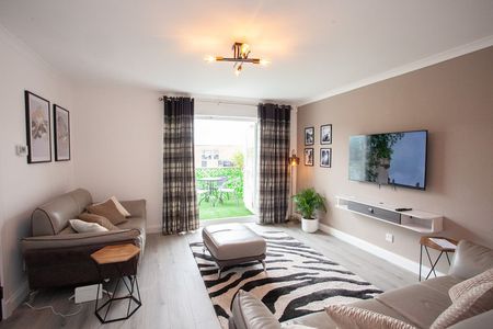 Main Street - Photo 4