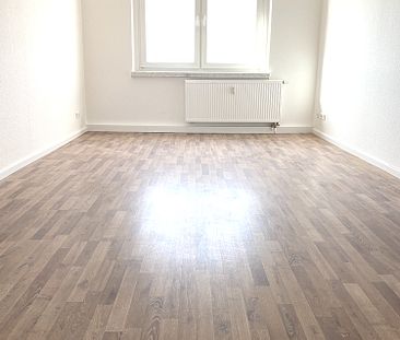 CHARMANTE Große 3-RAUMWOHNUNG mit gutem Grundriss plus Gutschrift - Foto 6