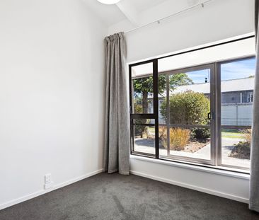 Charming 2-Bedroom Home in the Heart of Oxford! - Photo 3