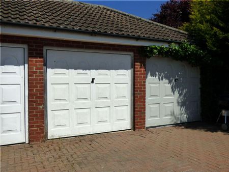 1 bedroom terraced house to rent - Photo 3