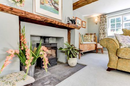 4 bedroom semi-detached house to rent - Photo 5