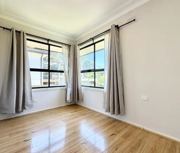 Fully Renovated Home in Peaceful Position Near Station & Shops - Photo 3