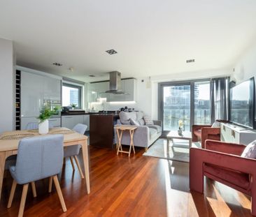 Flat 43 Orbis Wharf, Bridges Court Road, London SW11 3GW, UK, London - Photo 1