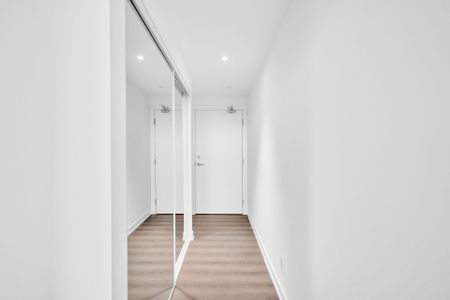 For Lease - 8 WELLESLEY ST W Street Unit# LPH02, Toronto, Ontario - Photo 4