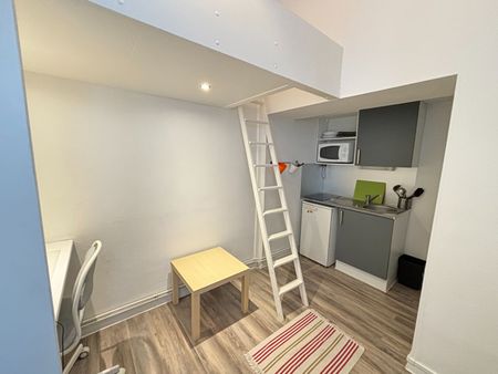 Location Appartement 1 pièce 12m² - Photo 5