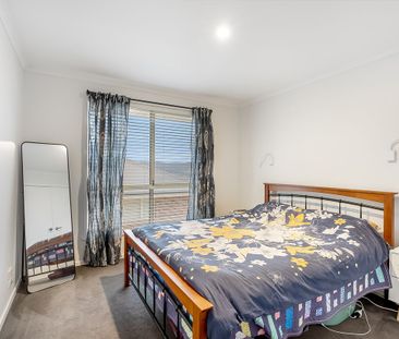 Tidy Two Bedroom Villa - Photo 4