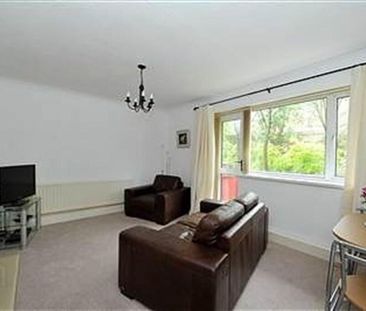 Apt 11, 206 Lisburn Road, Belfast, BT9 6GD - Photo 1