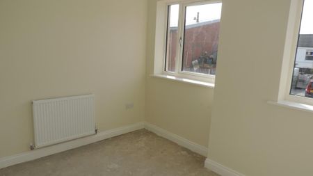 4 bedroom townhouse to rent - Photo 4