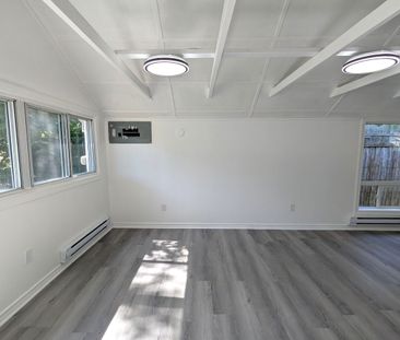 For Lease - 696 Hastings Avenue, Innisfil, Ontario - Photo 3