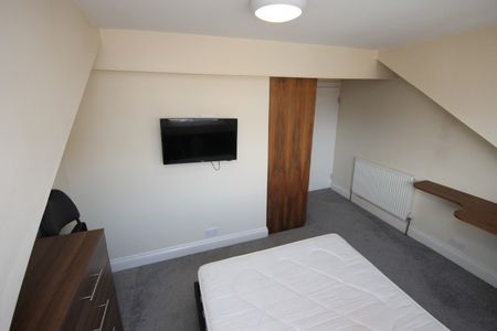Lucas Street, Woodhouse, Leeds, LS6 2JD - Photo 3
