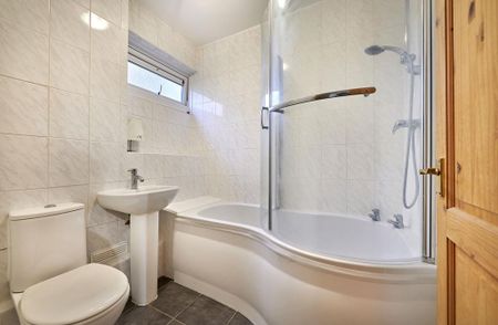 1 bedroom maisonette to rent - Photo 3