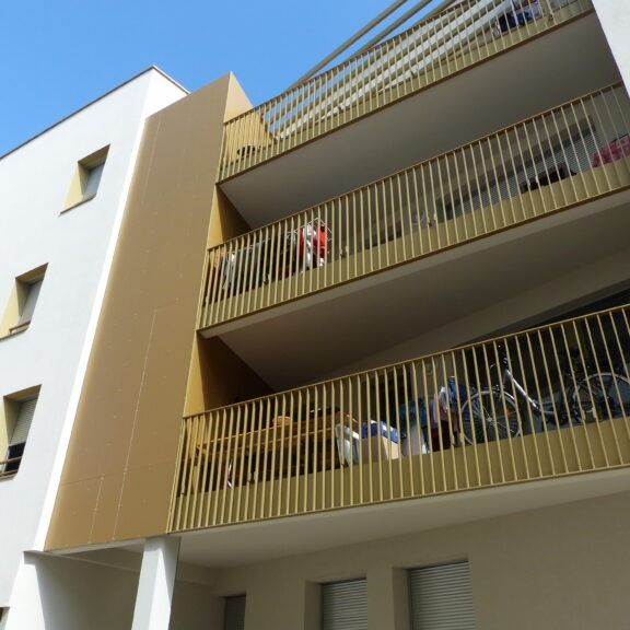 Appartement, 3 pièces – ROMANS SUR ISERE - Photo 1