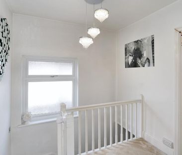 Beresford Avenue, Surbiton - 3 bedrooms Property for lettings - Sey... - Photo 3