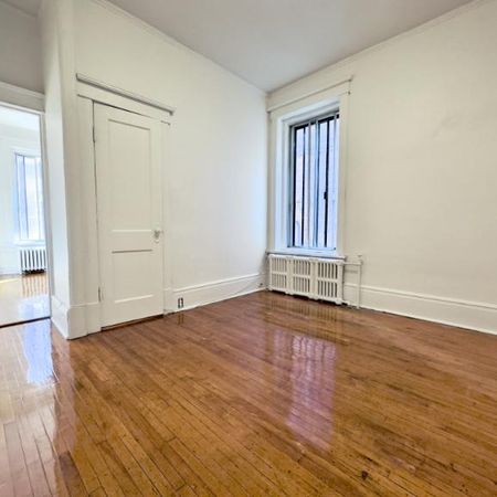 3 1/2 - Montréal (Ville-Marie (Centre-ville)) - 1 450 $/mois - Photo 4
