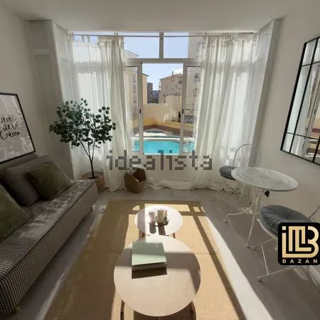 Alquiler de piso en Manantiales - Estación de Autobuses - Photo 1