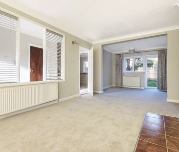 Court Close, Liphook - 3 bedrooms Property for lettings - Seymours - Photo 6