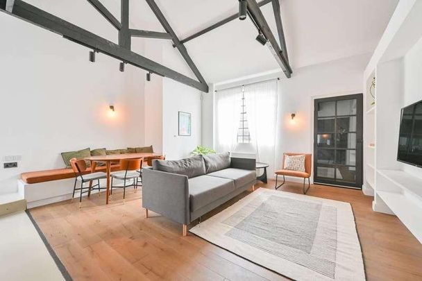 Macroom Road, Maida Hill, W9 - Photo 1