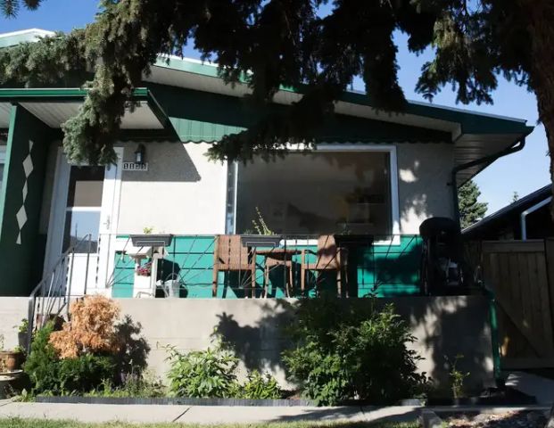 Legal 2 Bedroom Basement Suite, Central Location | Calgary - Photo 1