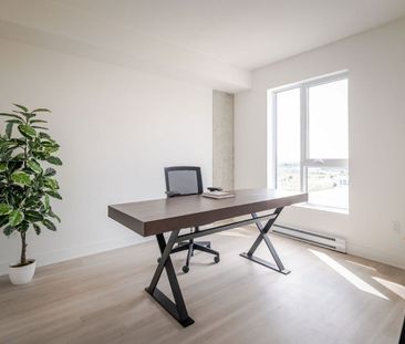 2255 Boulevard Daniel-Johnson, Laval, QC - Photo 2