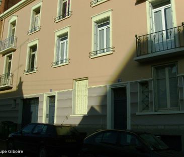 Appartement T3 à louer - 48 m² - Photo 1